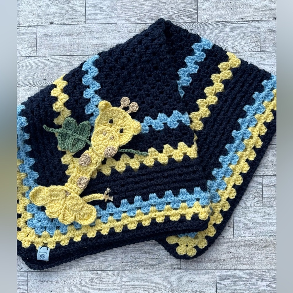 Crochet Baby Blanket - Baby Blanket - Baby Giraffe Blanket - Giraffe -Navy